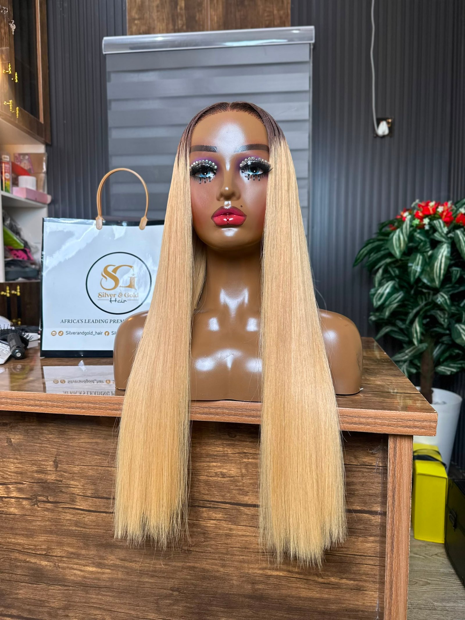 20'' 5X5 BLONDE SDD VIETNAMESE BONE 200GRAMS READY TO WEAR UNIT.... - Image 2