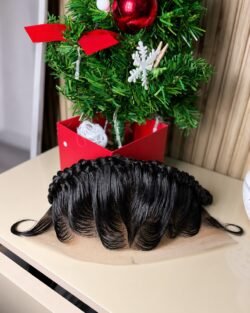 GELE FRONTAL- GLUELESS STYLED FRONTAL