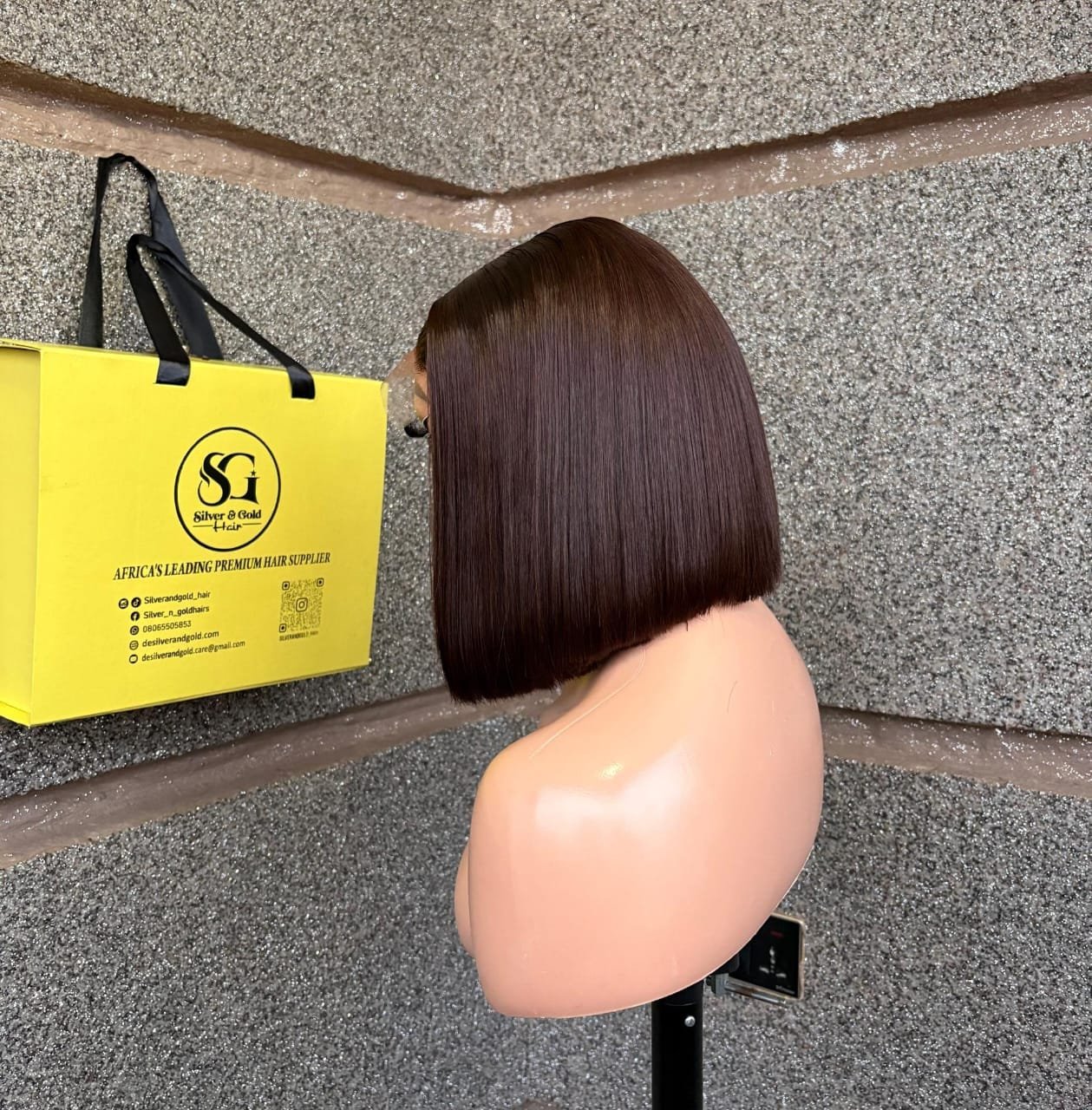 DARK BROWN COLOUR- VIETNAMESE SDD BONE STRAIGHT 5X5 CLOSURE WIG 200GRAMS, READY TO WEAR. - Image 2